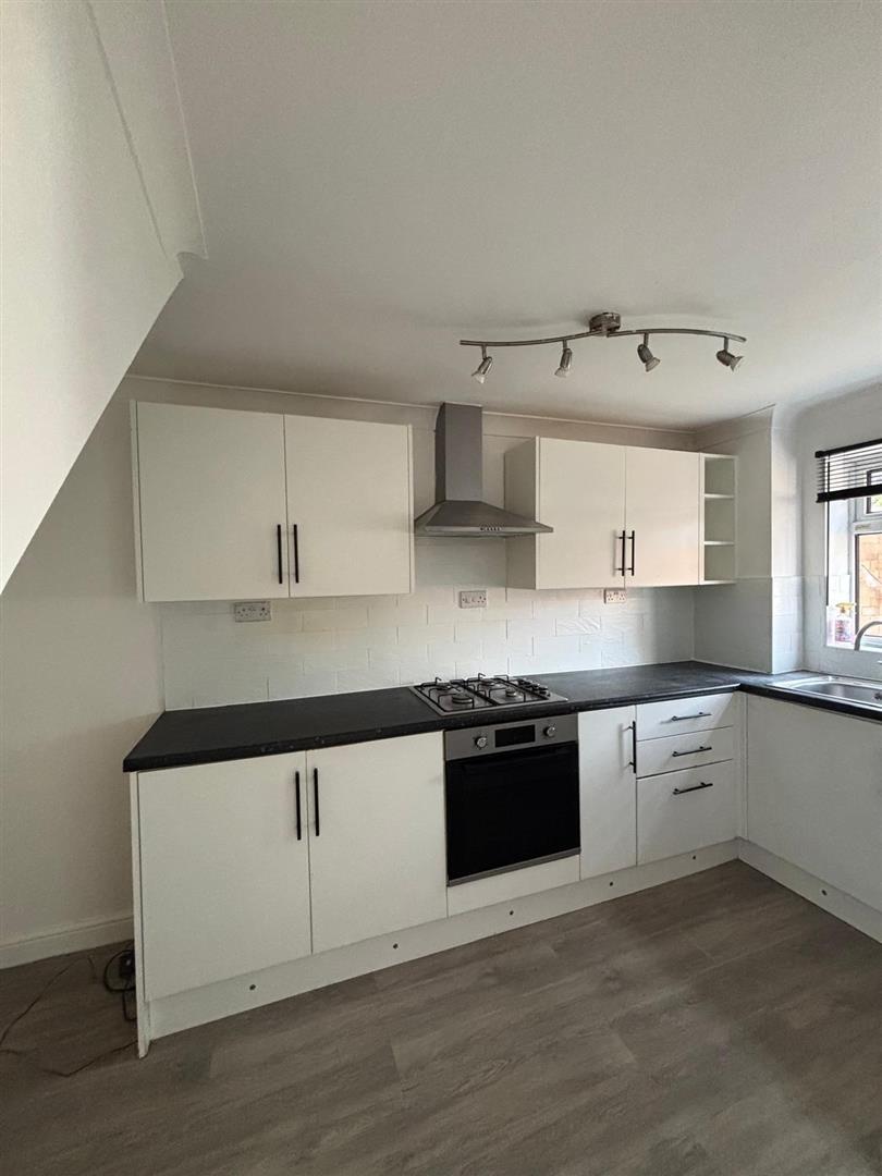 Maes Talcen, Brackla, Bridgend, CF31 2LG